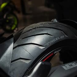 Neumáticos de motocicleta de carretera